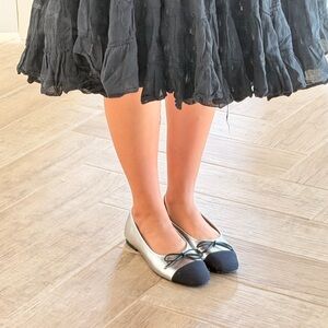 Shultz Silver and Black Women's Flats